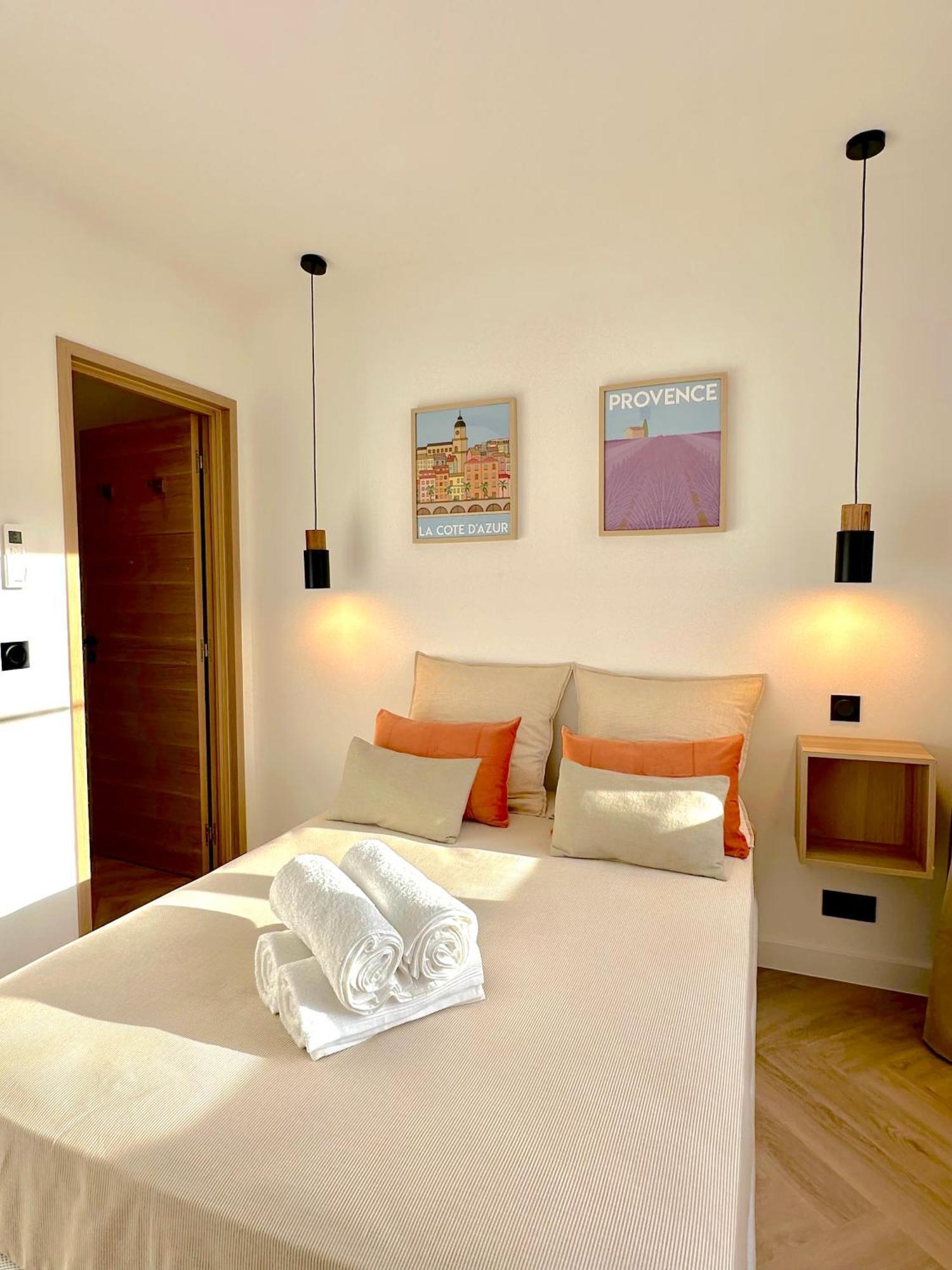 Monaco # Menton - 6 Persons - 2 Bedrooms - Full Renovated - Private Parking - Hypercenter - Clim - Beach And Sun Bagian luar foto